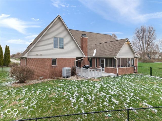 1752 Thistle Court, Avon, IN 46123