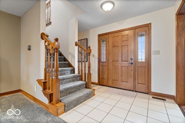 1752 Thistle Court, Avon, IN 46123