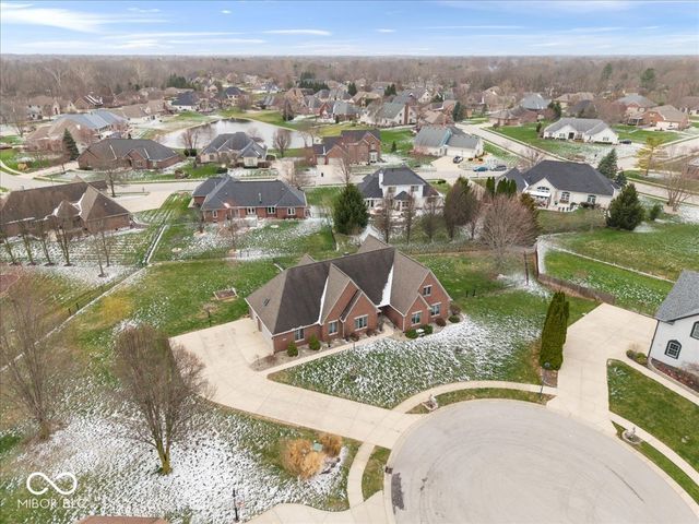 1752 Thistle Court, Avon, IN 46123