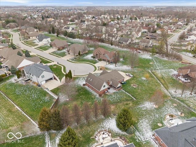 1752 Thistle Court, Avon, IN 46123