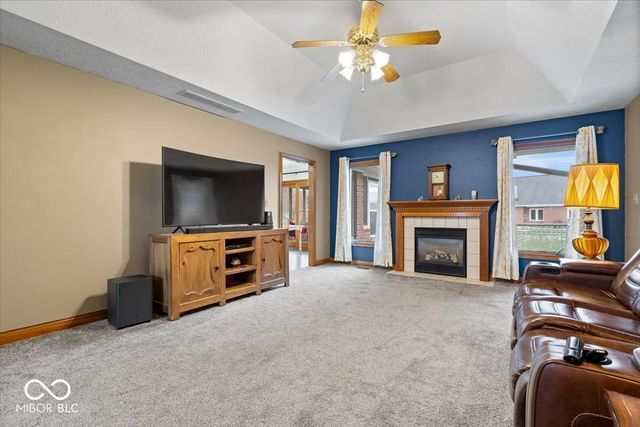 1752 Thistle Court, Avon, IN 46123