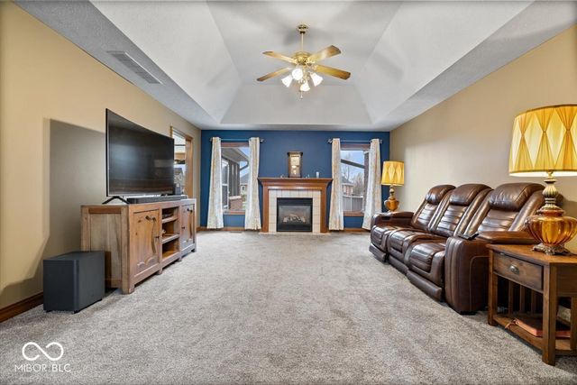 1752 Thistle Court, Avon, IN 46123