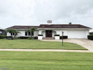 656 Dorando CT, Marco Island, FL 34145