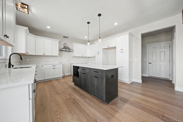 14635 Glenshire Drive, Sterling Heights, MI 48312