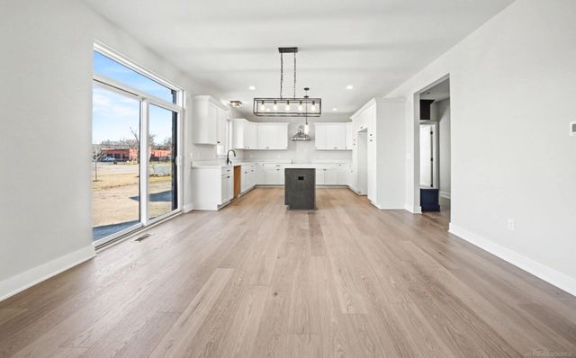 14635 Glenshire Drive, Sterling Heights, MI 48312