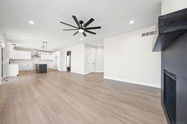 14635 Glenshire Drive, Sterling Heights, MI 48312