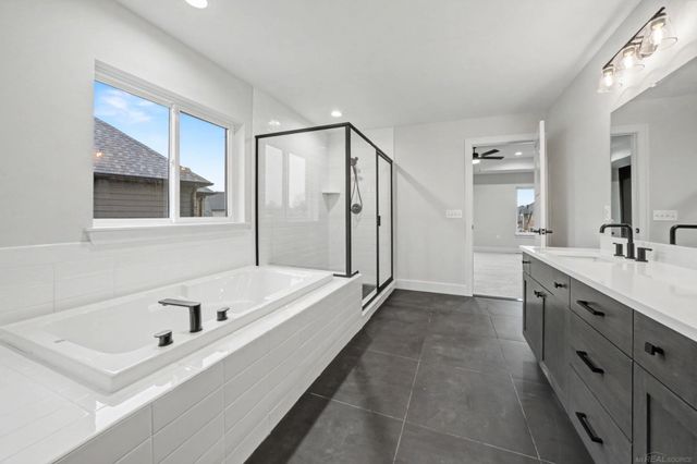 14635 Glenshire Drive, Sterling Heights, MI 48312