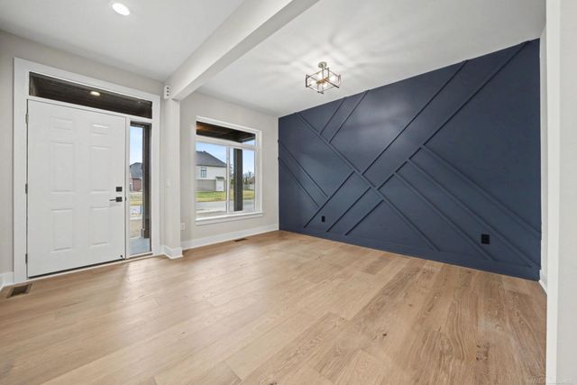 14635 Glenshire Drive, Sterling Heights, MI 48312