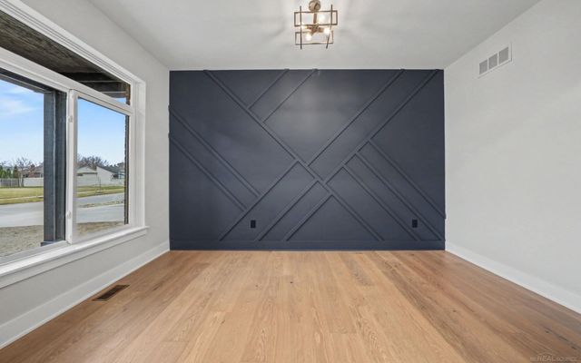 14635 Glenshire Drive, Sterling Heights, MI 48312