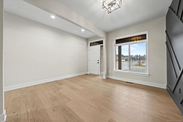 14635 Glenshire Drive, Sterling Heights, MI 48312