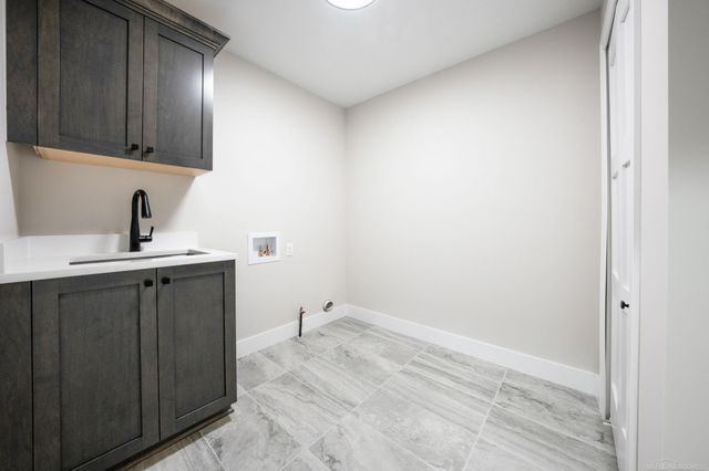 14635 Glenshire Drive, Sterling Heights, MI 48312