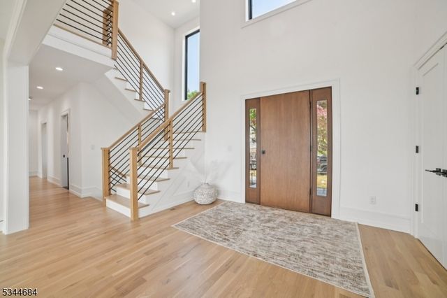 23 Argyle Ct, Summit City, NJ 07901