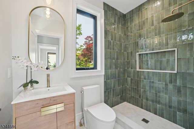 23 Argyle Ct, Summit City, NJ 07901