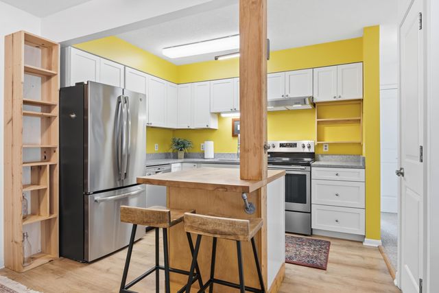 721 Indian Trail Boulevard, Traverse City, MI 49686