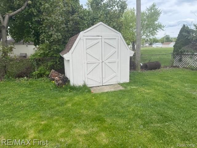 33131 Kathryn Street, Garden City, MI 48135