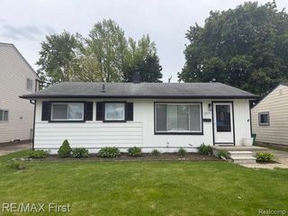 33131 Kathryn Street, Garden City, MI 48135