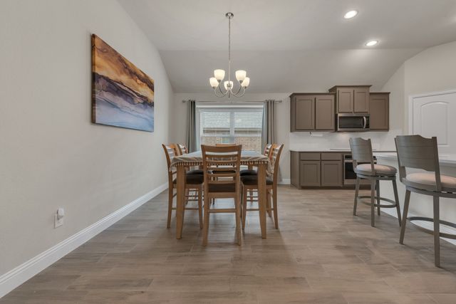 1418 Wagon Wheel Way, Krum, TX 76249
