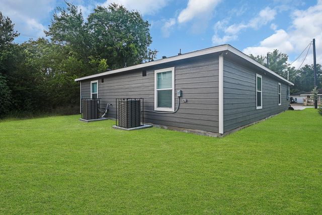 317 Gans Street B, Houston, TX 77029