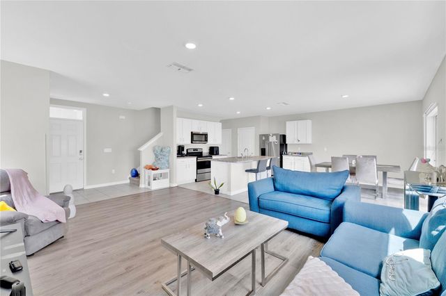 167 EAGLEVIEW LOOP, Davenport, FL 33837