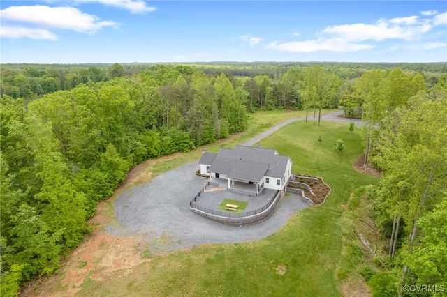 3162 Oak Hill Rd, Buckingham, VA 23921