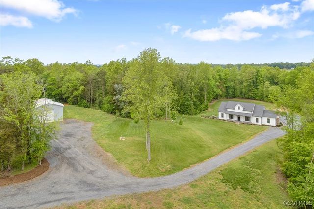 3162 Oak Hill Rd, Buckingham, VA 23921