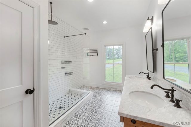 3162 Oak Hill Rd, Buckingham, VA 23921