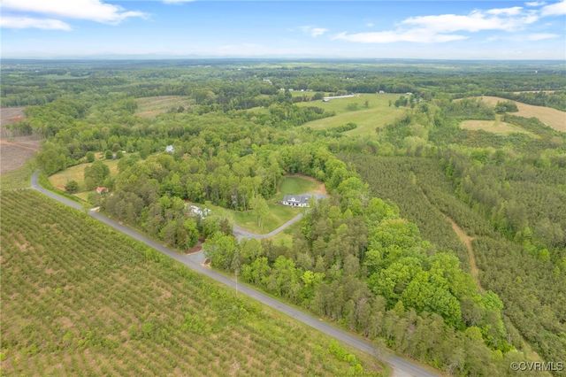 3162 Oak Hill Rd, Buckingham, VA 23921