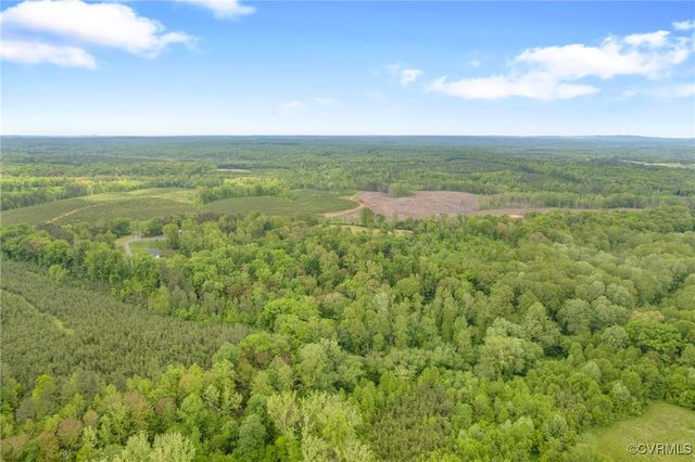3162 Oak Hill Rd, Buckingham, VA 23921