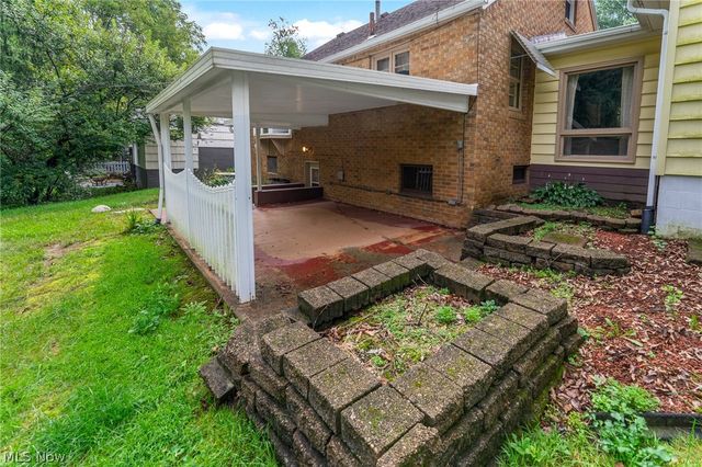 1108 Stuart Street NW, Massillon, OH 44646