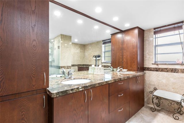 4280 Galt Ocean Dr 4F, Fort Lauderdale, FL 33308