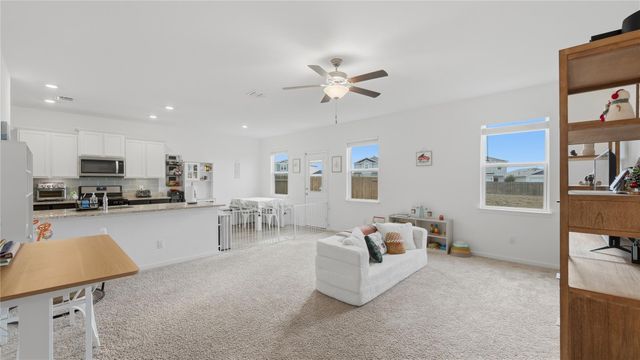 3965 Prairie Creek CRK, New Braunfels, TX 78132