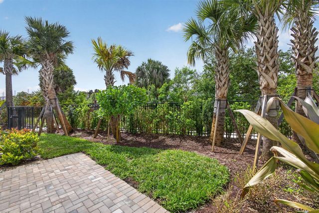 130 Water Pointe Place 7, Jupiter, FL 33477
