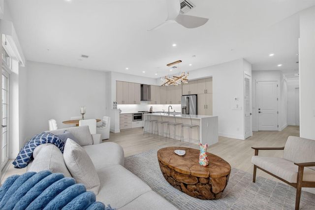 130 Water Pointe Place 7, Jupiter, FL 33477