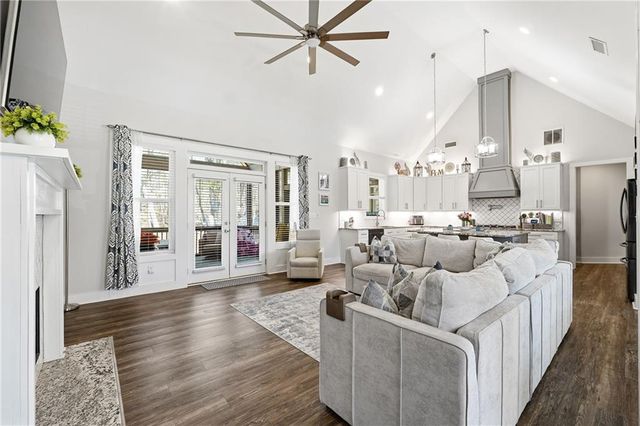 7635 Chestnut Hill Road, Cumming, GA 30041