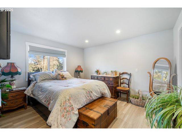 267 Se TIDE Ave, Lincoln City, OR 97367