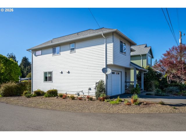 267 Se TIDE Ave, Lincoln City, OR 97367