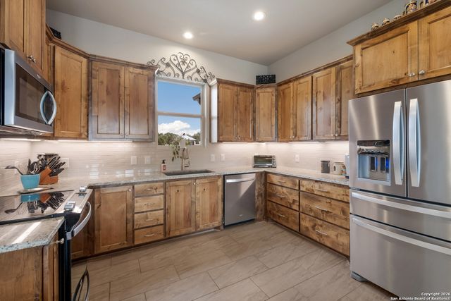 625 Crossman, Fischer, TX 78623