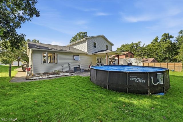 305 Parkland Oval, Brunswick, OH 44212