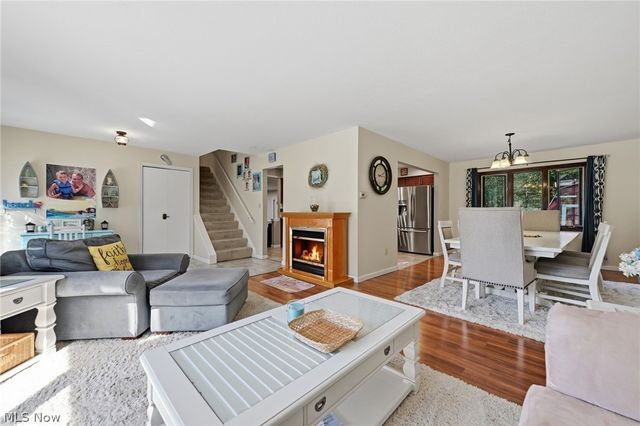 305 Parkland Oval, Brunswick, OH 44212