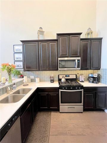 2214 S Lakeline BLVD 118, Cedar Park, TX 78613