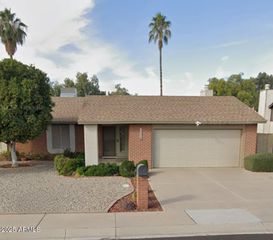 4524 N 100TH Drive, Phoenix, AZ 85037