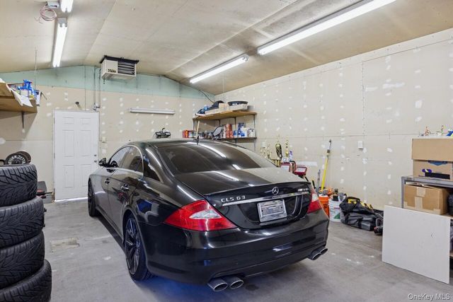 22 Garden Place, Shirley, NY 11967