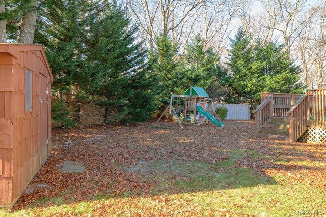 22 Garden Place, Shirley, NY 11967