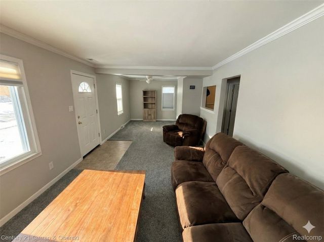 26427 Beaconsfield Street, Roseville, MI 48066