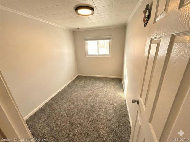 26427 Beaconsfield Street, Roseville, MI 48066