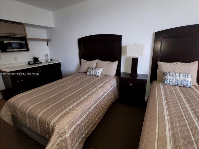 17375 Collins Ave 1007, Sunny Isles Beach, FL 33160