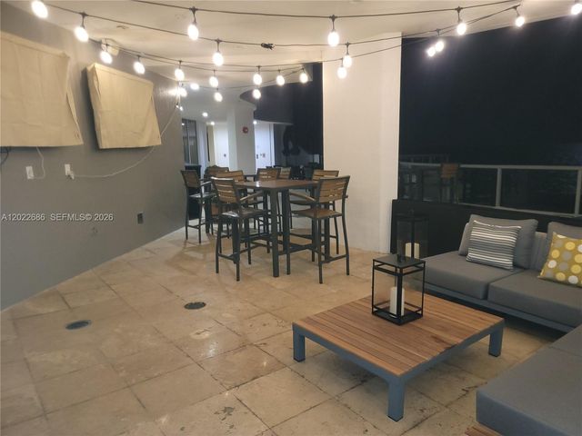 17375 Collins Ave 1007, Sunny Isles Beach, FL 33160