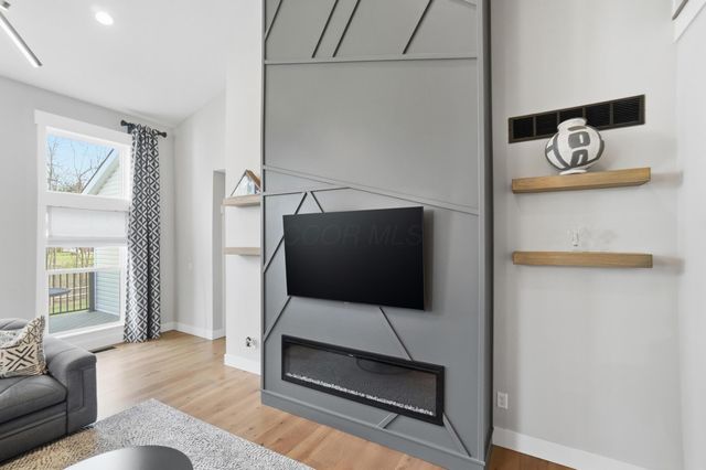 14103 SW Sunladen Drive SW, Reynoldsburg, OH 43068