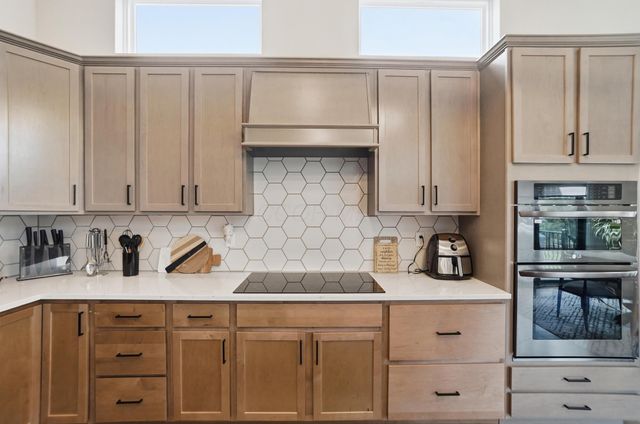 14103 SW Sunladen Drive SW, Reynoldsburg, OH 43068