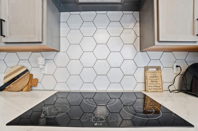 14103 SW Sunladen Drive SW, Reynoldsburg, OH 43068